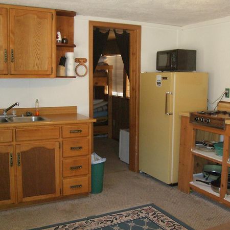 Sierra Bonita Cabins And Rv Park Guadalupita Eksteriør billede