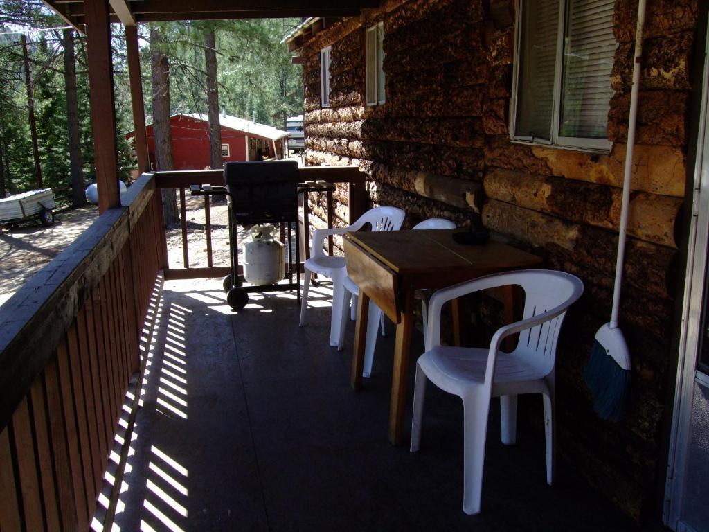 Sierra Bonita Cabins And Rv Park Guadalupita Værelse billede